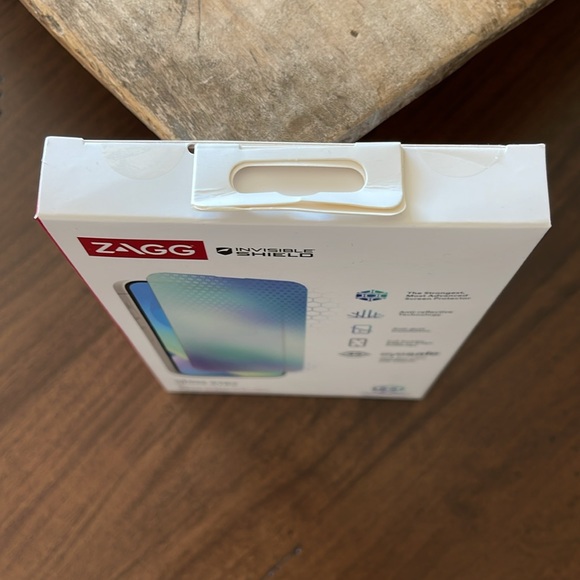 ZAGG Invisible Shield - iPhone 14 Plus/13 Pro Max - NEW - Picture 5 of 5
